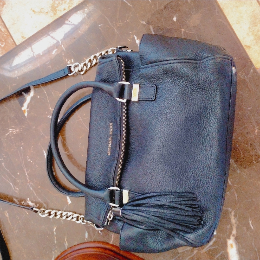 Michael kors black soft leather purse